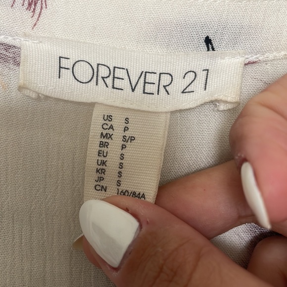 🥳 Forever 21 blouse - Picture 3 of 4